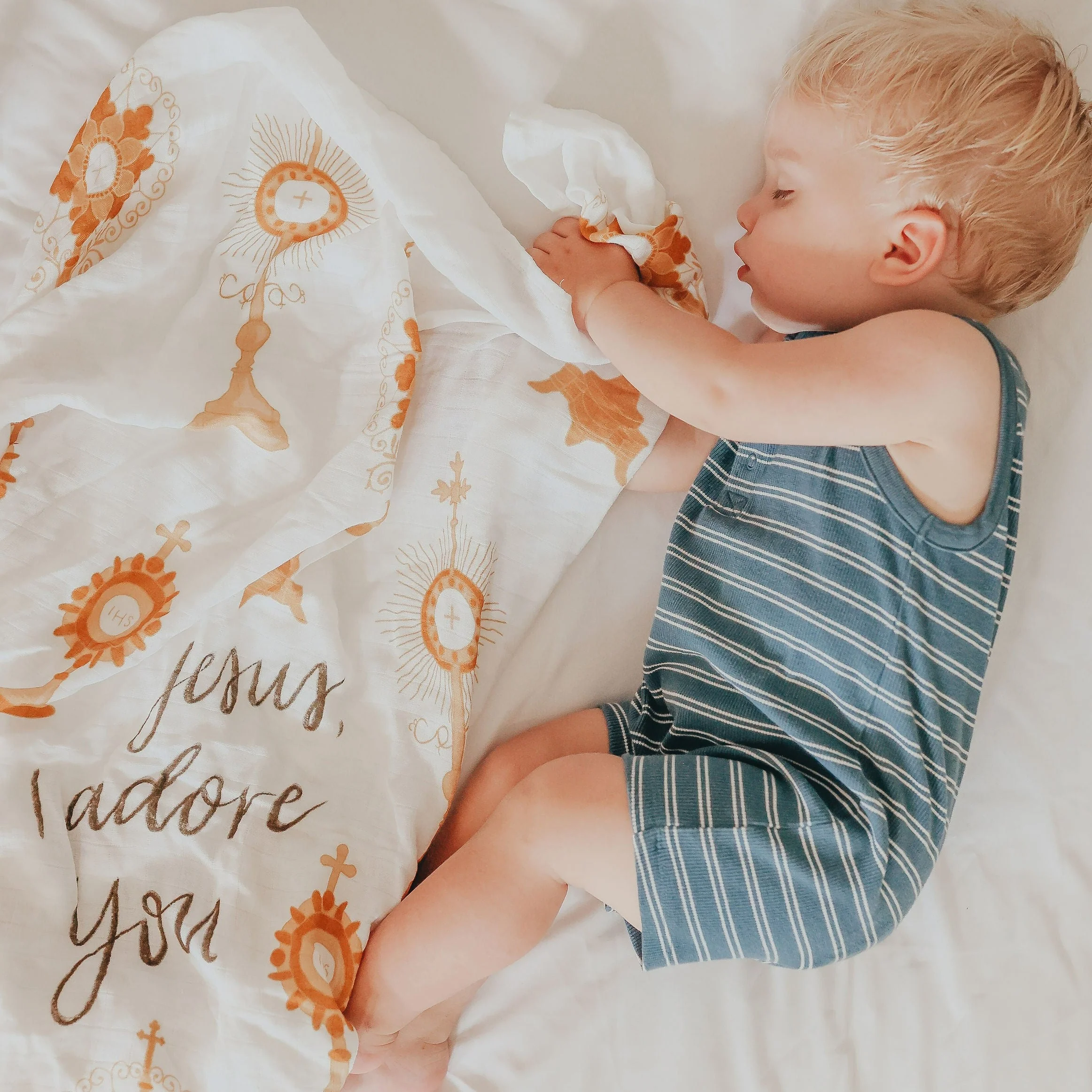 Monstrance Swaddle Blanket | Bamboo & Cotton - Image 5